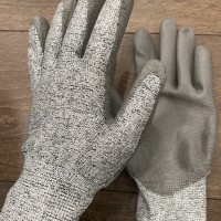 Găng tay chống cắt